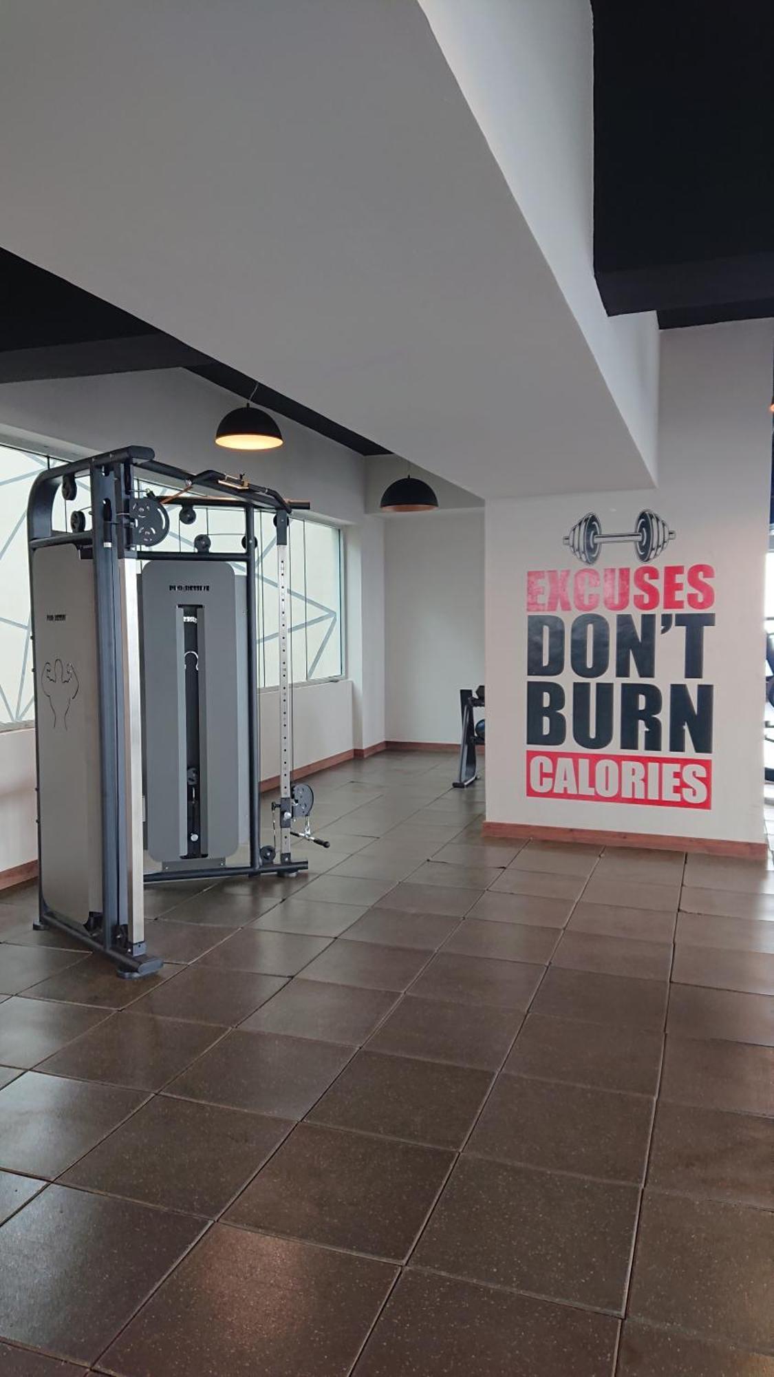 Appartamento Luxury Skynest With Gym And Pool In Westlands Nairobi Esterno foto