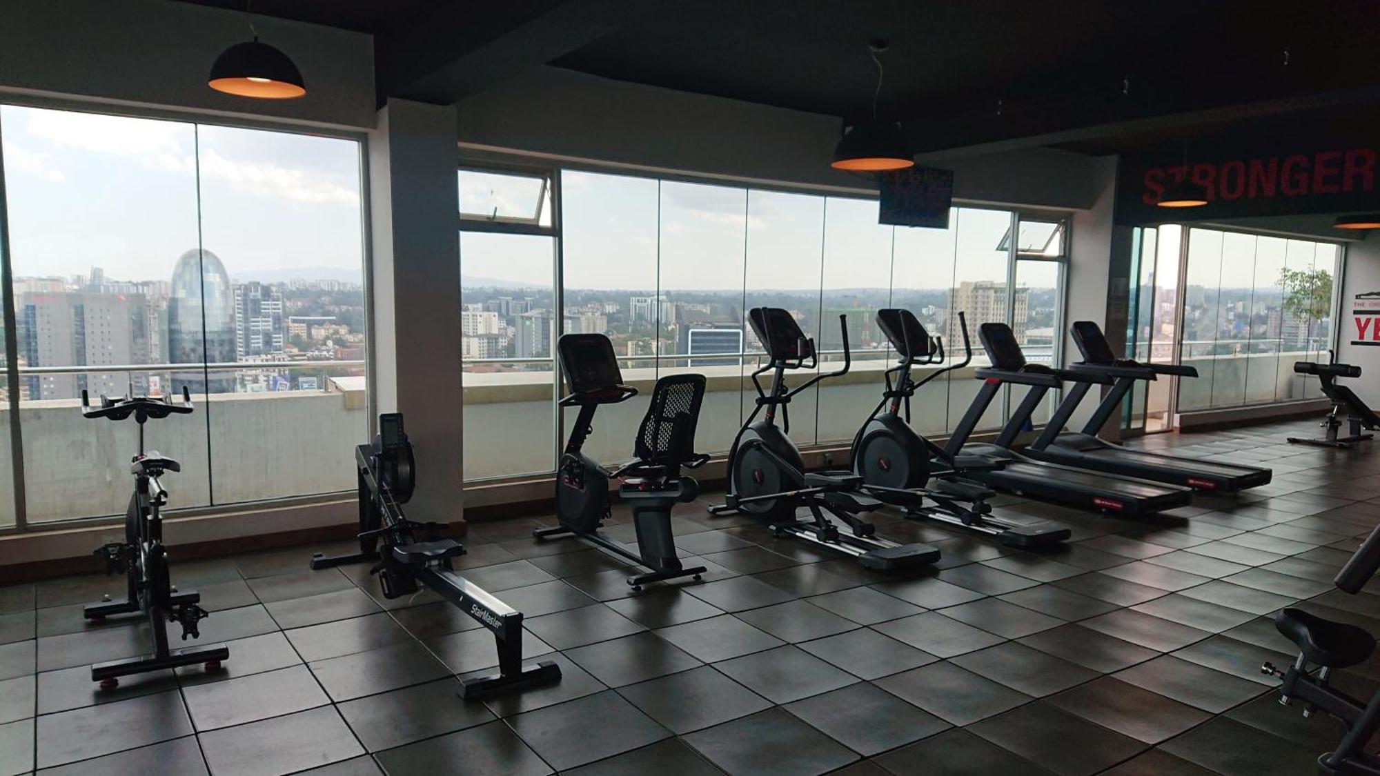 Appartamento Luxury Skynest With Gym And Pool In Westlands Nairobi Esterno foto
